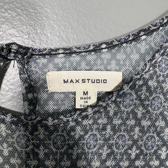 Max Studio Women's Boho Peasant Gray & Blue Printed Top - Size Medium - Sheer - Picture 4 of 6